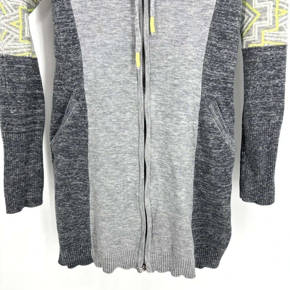 Title Nine Gray Abstract Sleeve Merino Wool Zip Hoodie Sweater Dress Size S FLAW